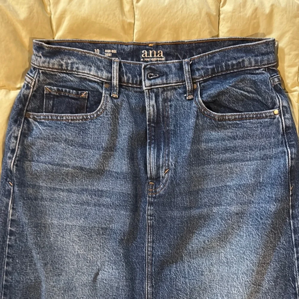 a.n.a Blue High-Waisted Long Denim Skirt with Vintage Appeal - Picture 3 of 5